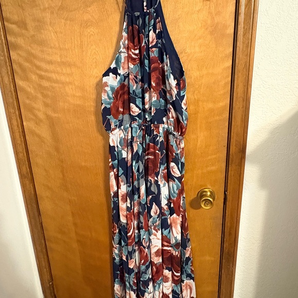 Vici Dresses & Skirts - Vici Navy Floral Maxi Dress